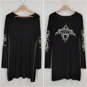 Tricotto Embroidered Contrast Dress